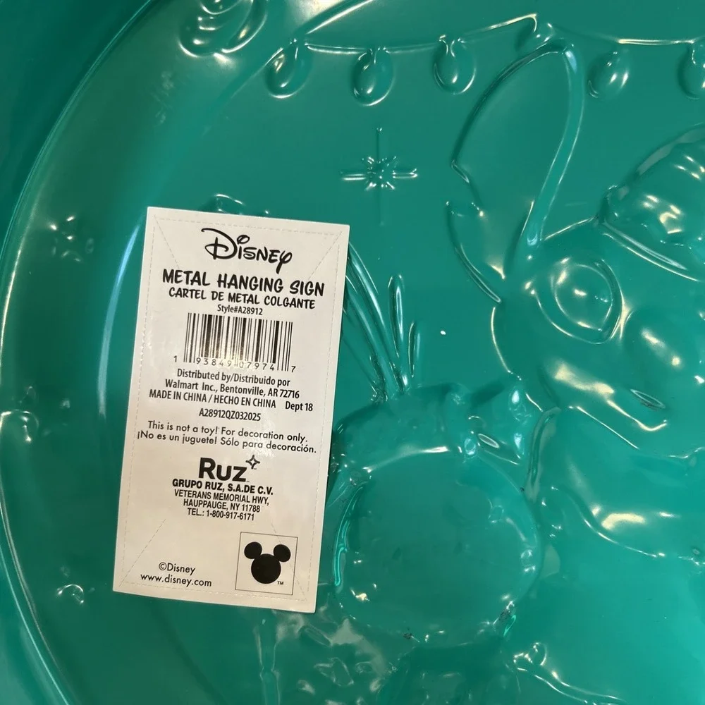 NEW! 2025 Disney LILO‎ & STITCH Round Bottle Cap Metal Hanging Sign!  12